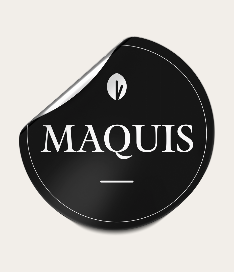 Black circular sticker with the word 'MAQUIS'.