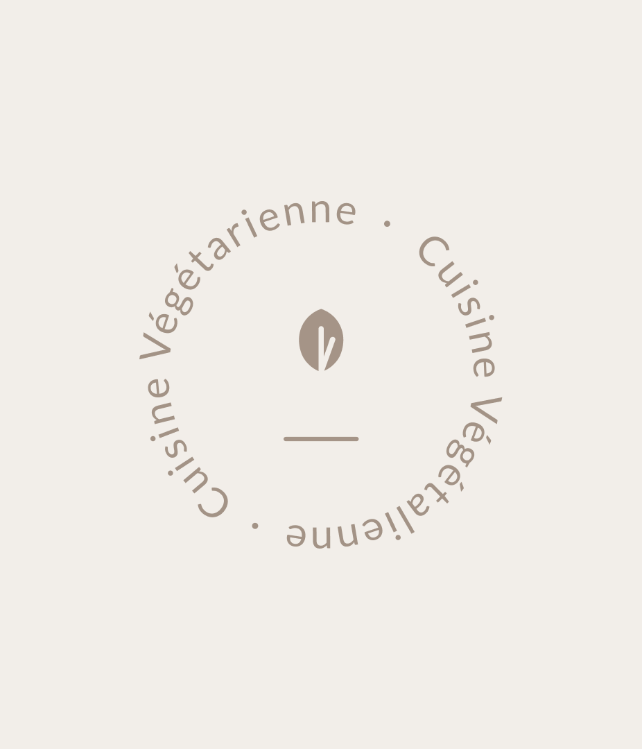Circular logo with text 'Cuisine Végétarienne' and a leaf symbol in the center.